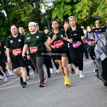 Runner Photo 4159195