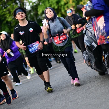 Runner Photo 4159210