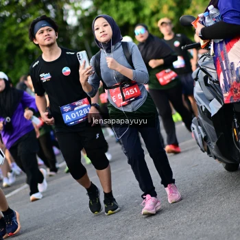 Runner Photo 4159218