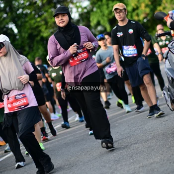 Runner Photo 4159242