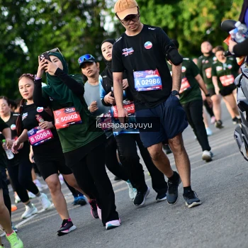 Runner Photo 4159262