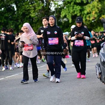 Runner Photo 4159321
