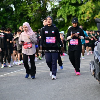 Runner Photo 4159323