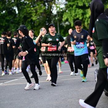 Runner Photo 4159355