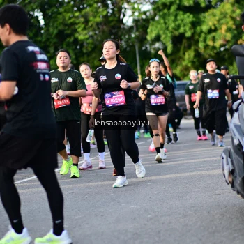 Runner Photo 4159374