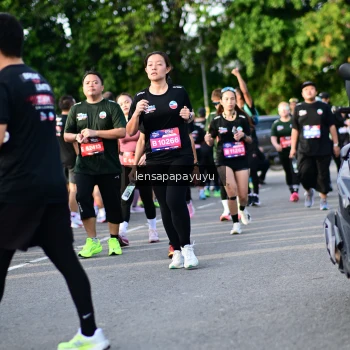 Runner Photo 4159377