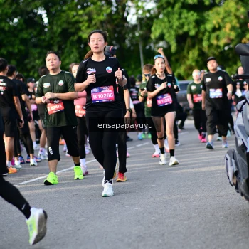 Runner Photo 4159383