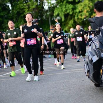 Runner Photo 4159388