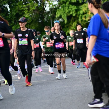 Runner Photo 4159392