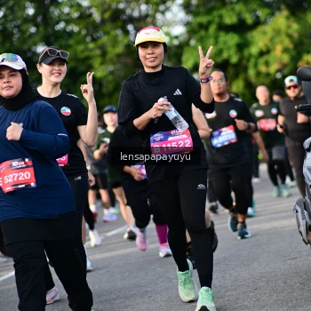 Runner Photo 4159430