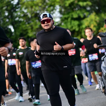 Runner Photo 4159475