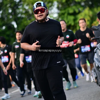 Runner Photo 4159479