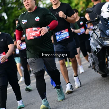 Runner Photo 4159498