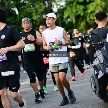 Runner Photo 4159501