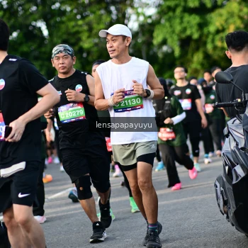 Runner Photo 4159503