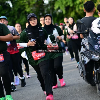 Runner Photo 4159516