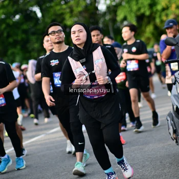 Runner Photo 4159519