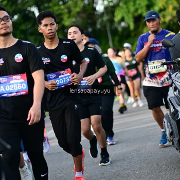 Runner Photo 4159527