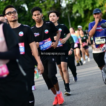 Runner Photo 4159528