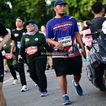 Runner Photo 4159531