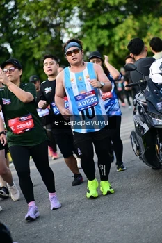 Runner Photo 4159573