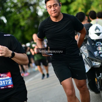 Runner Photo 4159578