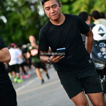 Runner Photo 4159582