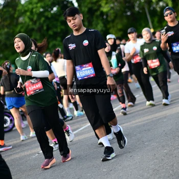 Runner Photo 4159595