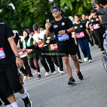 Runner Photo 4159598