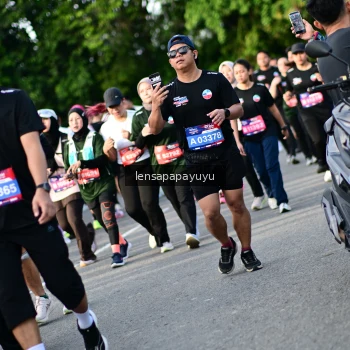 Runner Photo 4159599