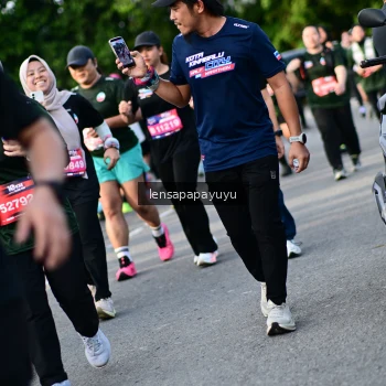 Runner Photo 4159603
