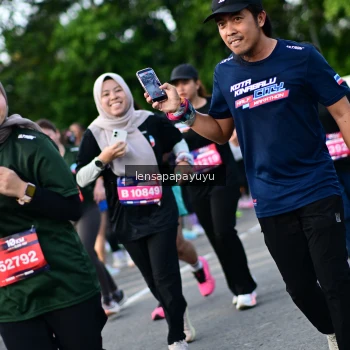 Runner Photo 4159613