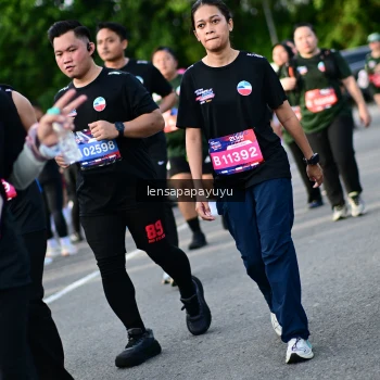 Runner Photo 4159620