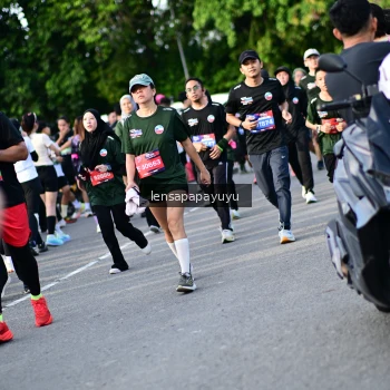 Runner Photo 4159627