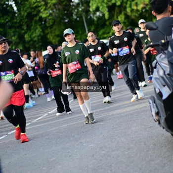 Runner Photo 4159628