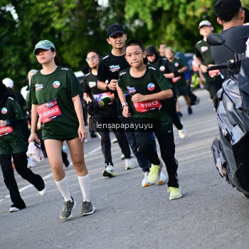 Runner Photo 4159634