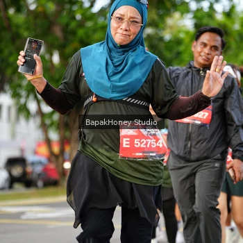 Runner Photo 4159945