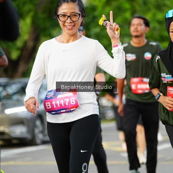 Runner Photo 4159972