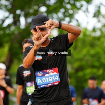 Runner Photo 4159984
