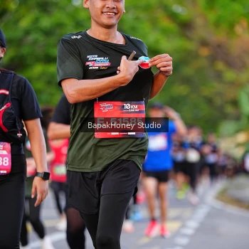 Runner Photo 4160030