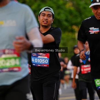 Runner Photo 4160041