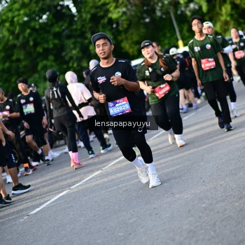 Runner Photo 4160075