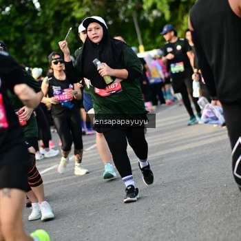 Runner Photo 4160118