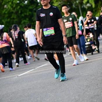 Runner Photo 4160126