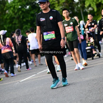 Runner Photo 4160127