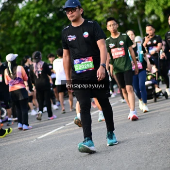 Runner Photo 4160129