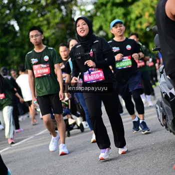 Runner Photo 4160141