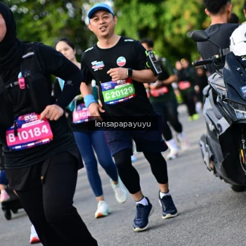 Runner Photo 4160151