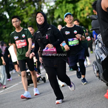 Runner Photo 4160153