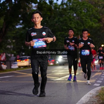 Runner Photo 4160156